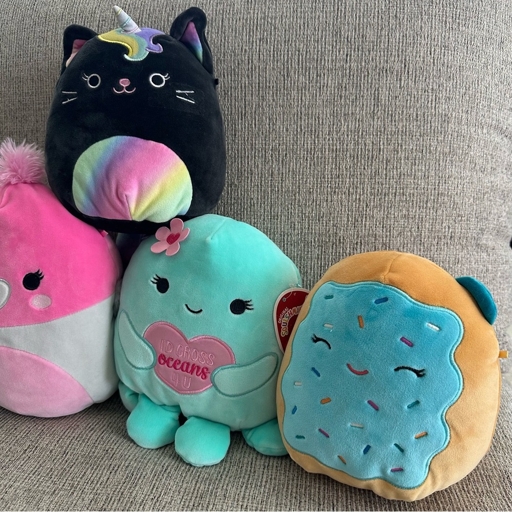 Squishmallows Colorful Plush Toy Set - Picture 3 of 7